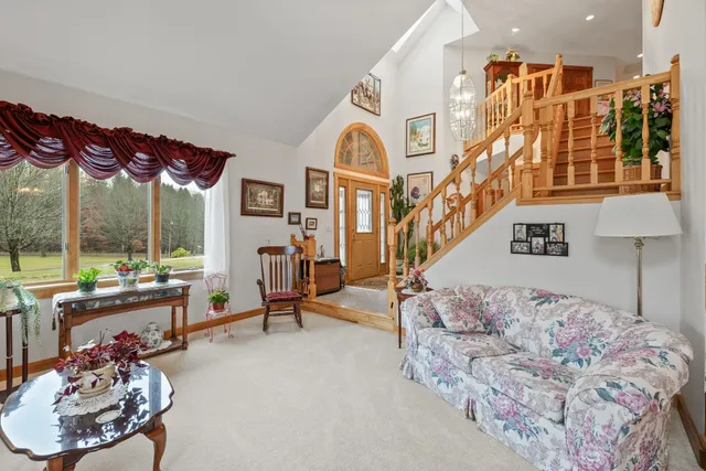 $729,000 | 13 Stackpole Road, Barnard, VT 05032