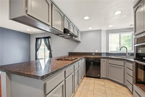 $3,950 | 19121 Queensport Lane, Unit A, Huntington Beach, CA 92646