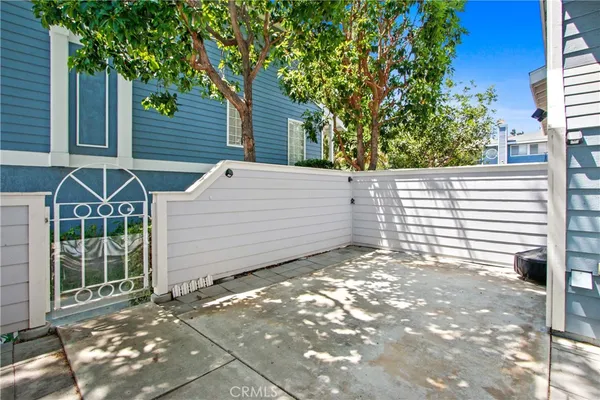 $3,950 | 19121 Queensport Lane, Unit A, Huntington Beach, CA 92646