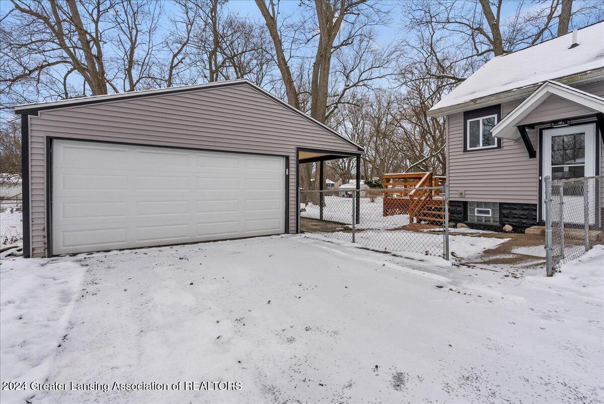 2717 West Jolly Road Lansing, MI 48911 - Photo 5 of 33 05-Media Jett - 05