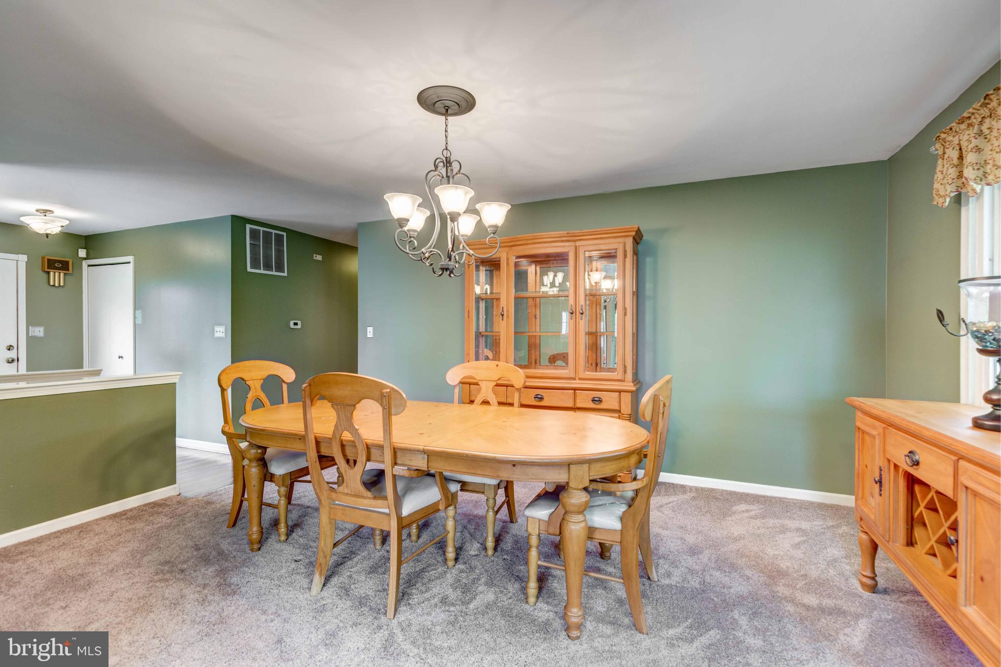 5698 Linton Road Sykesville, MD 21784 - Photo 11 of 42 Formal Dining Room