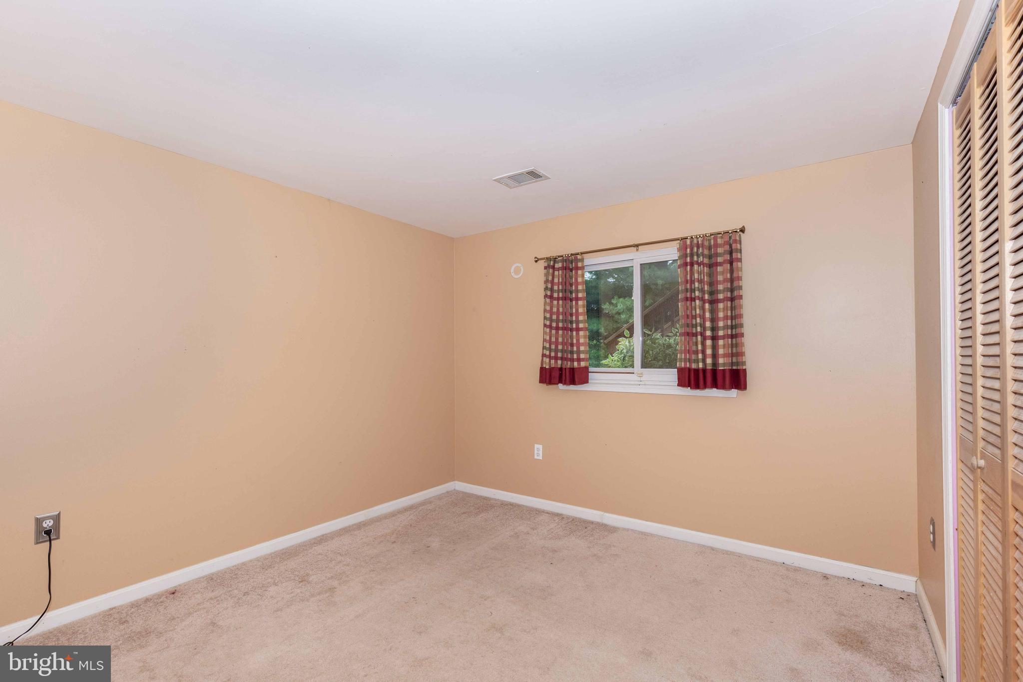 5698 Linton Road Sykesville, MD 21784 - Photo 31 of 42 4th BR in Lower Level