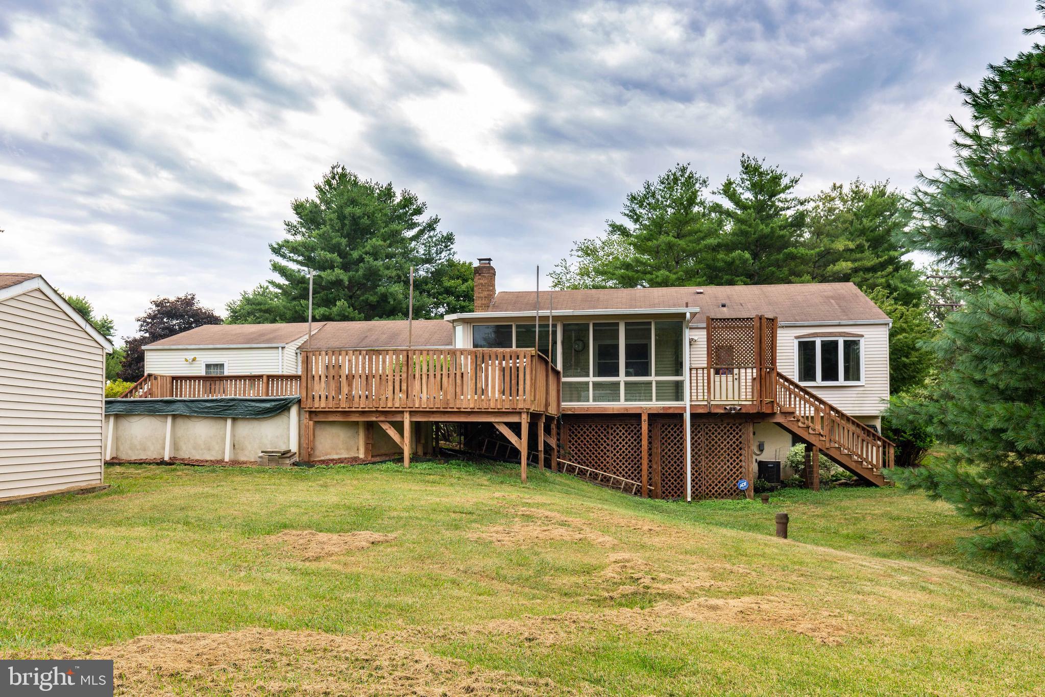 5698 Linton Road Sykesville, MD 21784 - Photo 36 of 42 Rear View