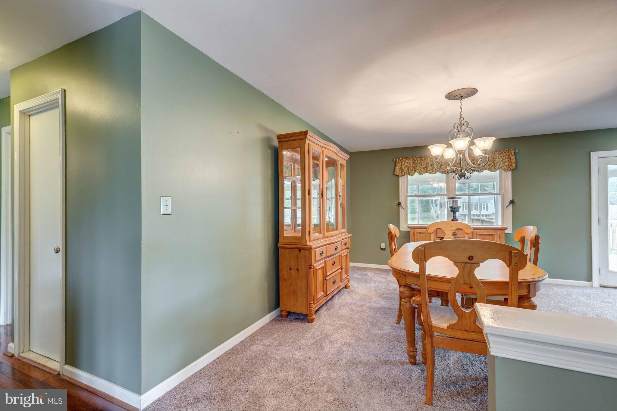 5698 Linton Road Sykesville, MD 21784 - Photo 10 of 42 Dining Room from entry hall