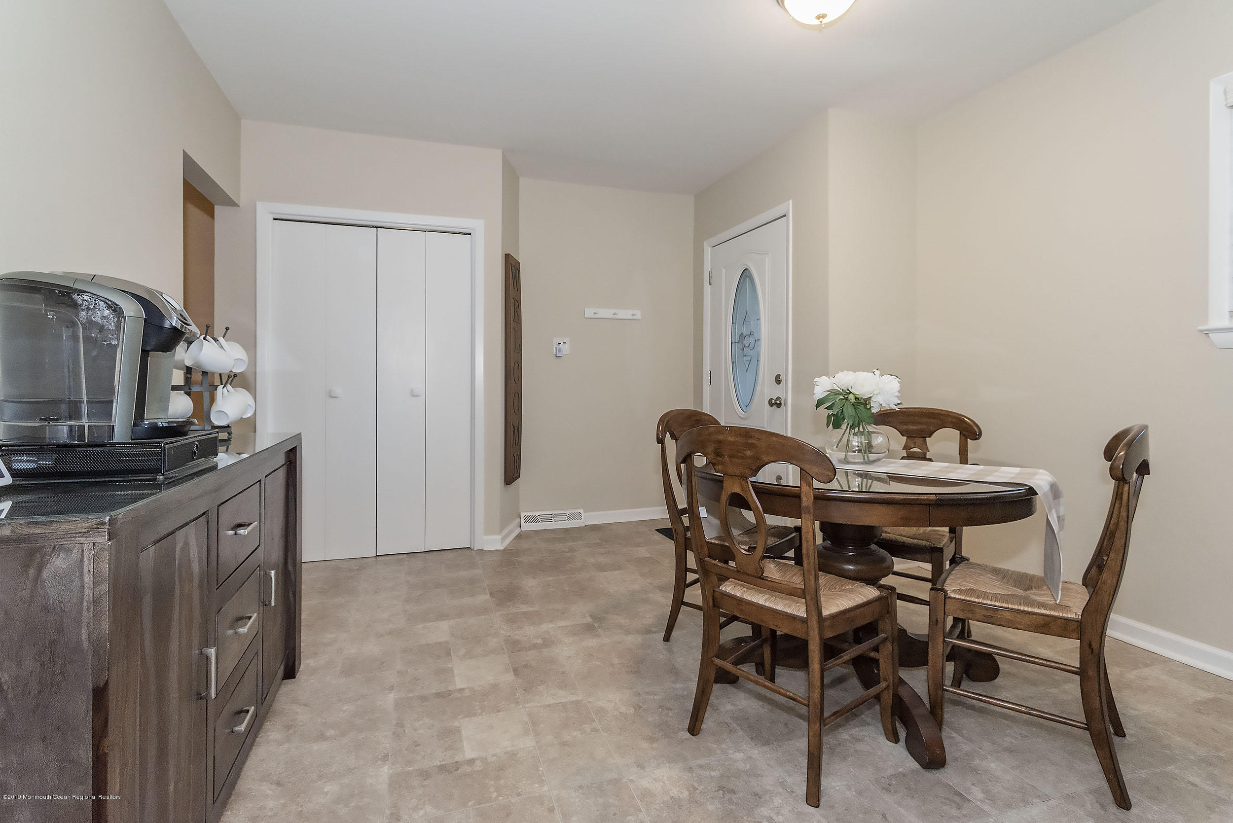 250 Windeler Road Howell, NJ 07731 - Photo 11 of 35 Breakfast1