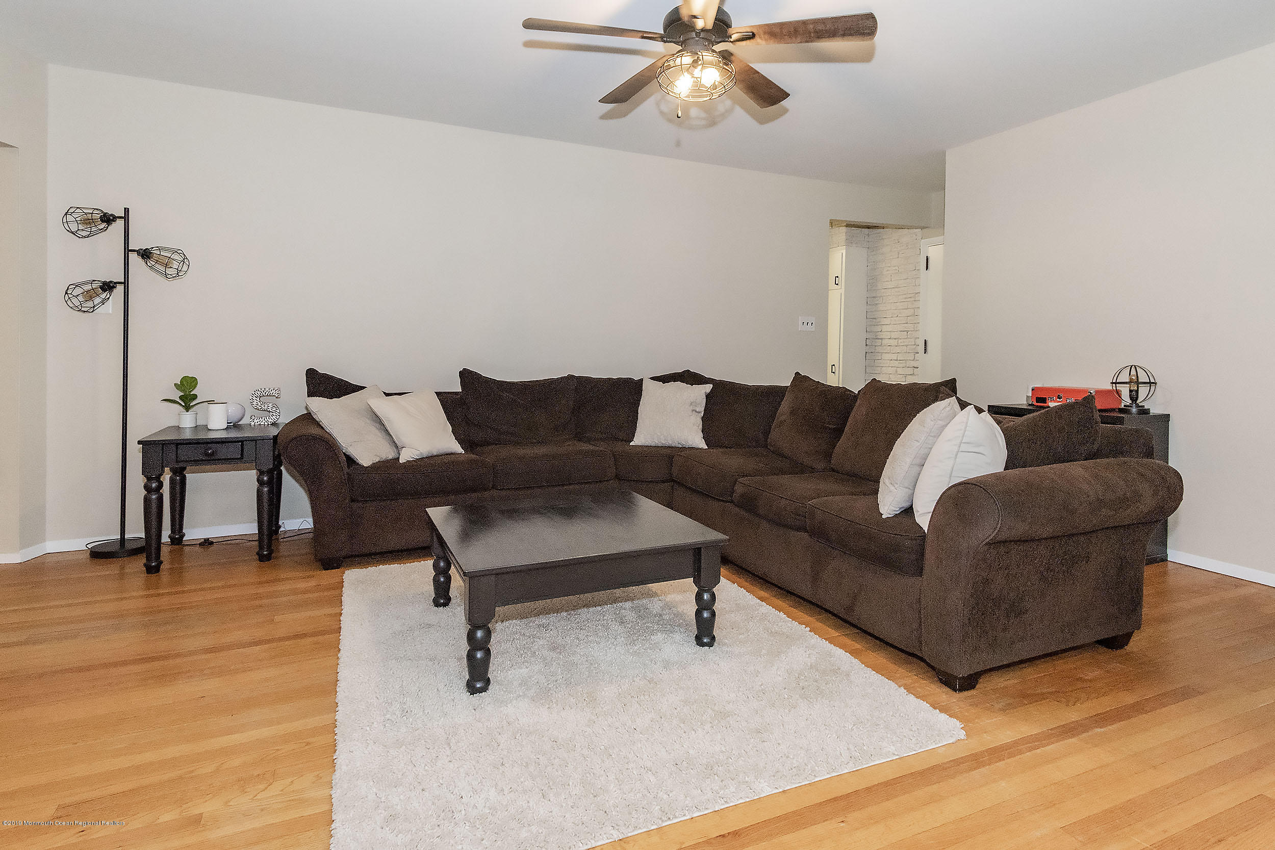 250 Windeler Road Howell, NJ 07731 - Photo 13 of 35 Living2