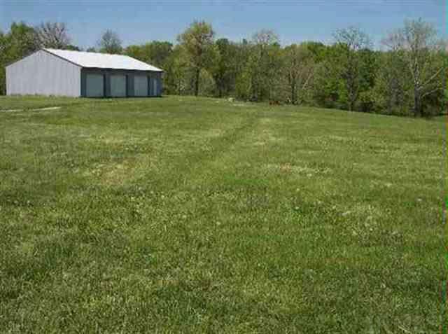 155 West Springhill Road Salem, IN 47167 - Photo 4 of 6