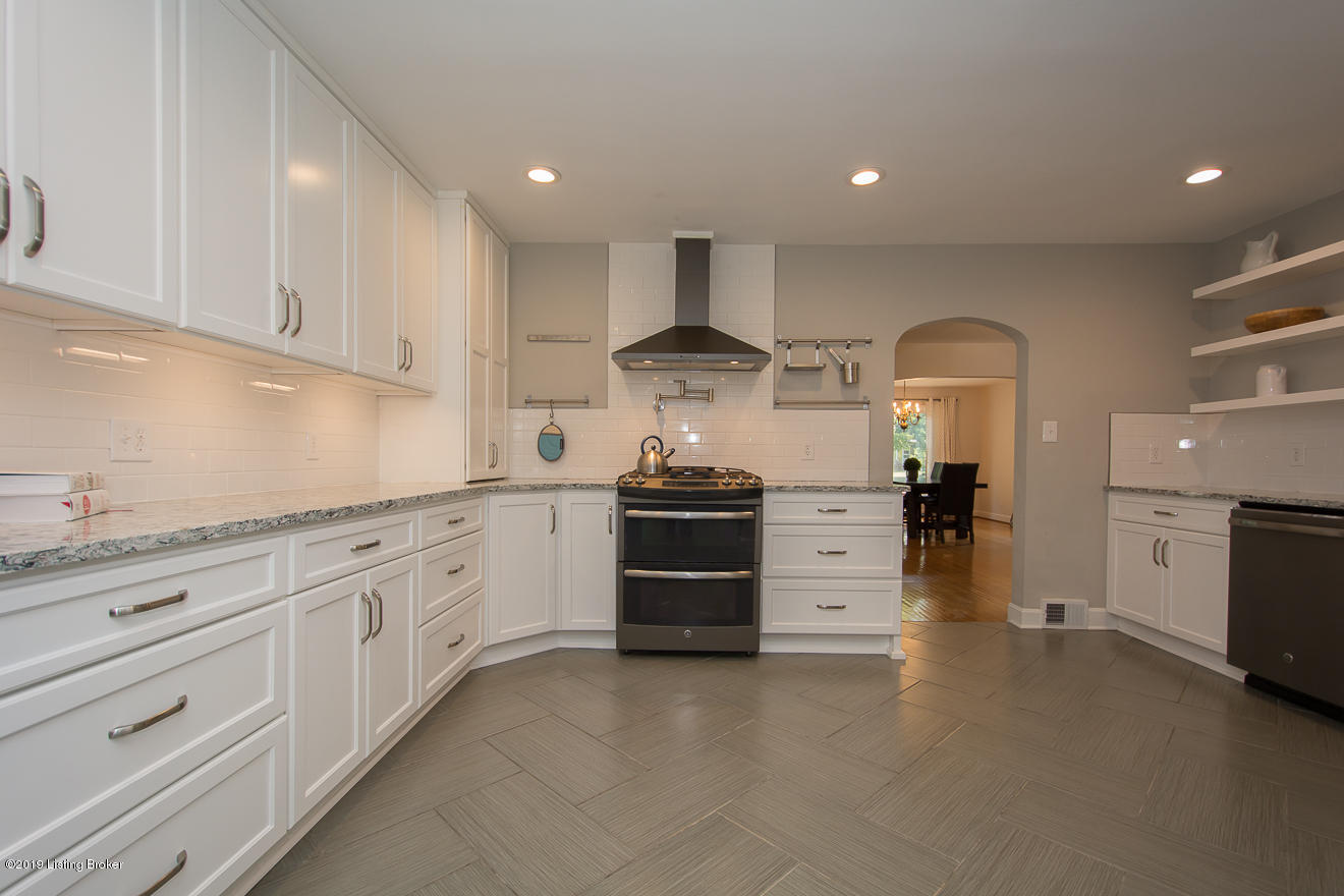 212 South Hampton Road Louisville, KY 40222 - Photo 23 of 59 Hampton-36