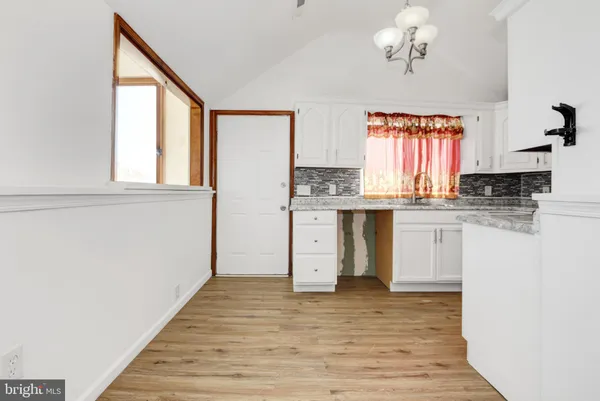$244,900 | 307 East Edgewater Avenue, Pleasantville, NJ 08232