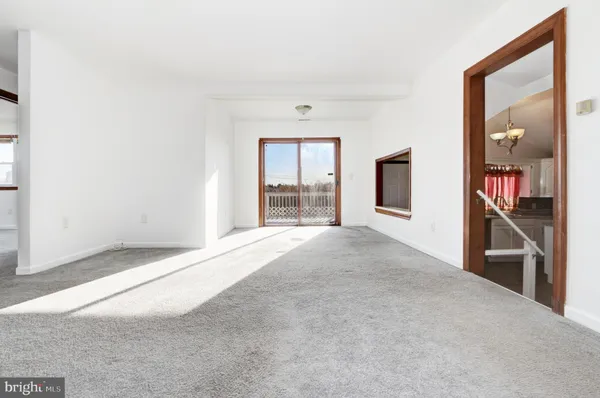 $244,900 | 307 East Edgewater Avenue, Pleasantville, NJ 08232