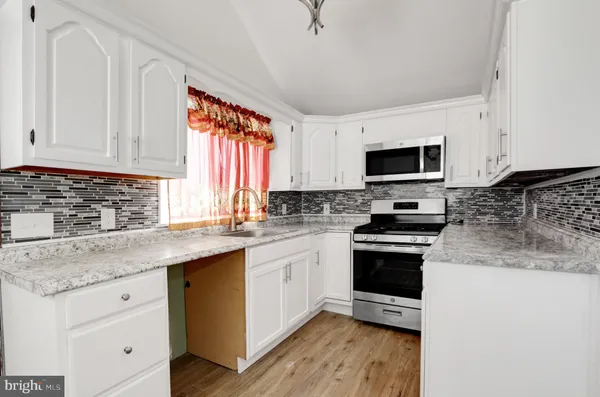 $244,900 | 307 East Edgewater Avenue, Pleasantville, NJ 08232
