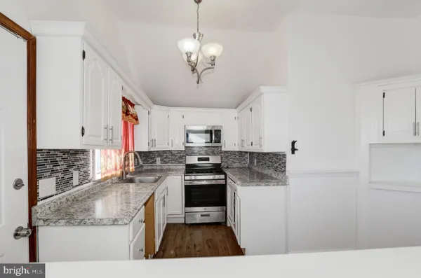 $244,900 | 307 East Edgewater Avenue, Pleasantville, NJ 08232