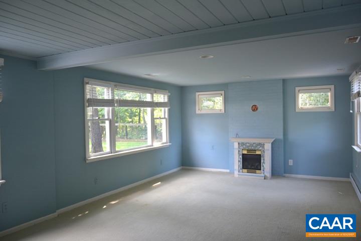 5899 Gordonsville Road Keswick, VA 22947 - Photo 8 of 40 Gallery Image 8