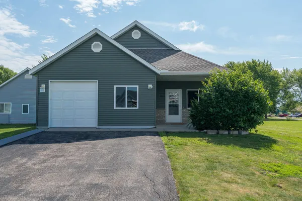 $220,000 | 248 Frenzel Drive, Arlington, MN 55307