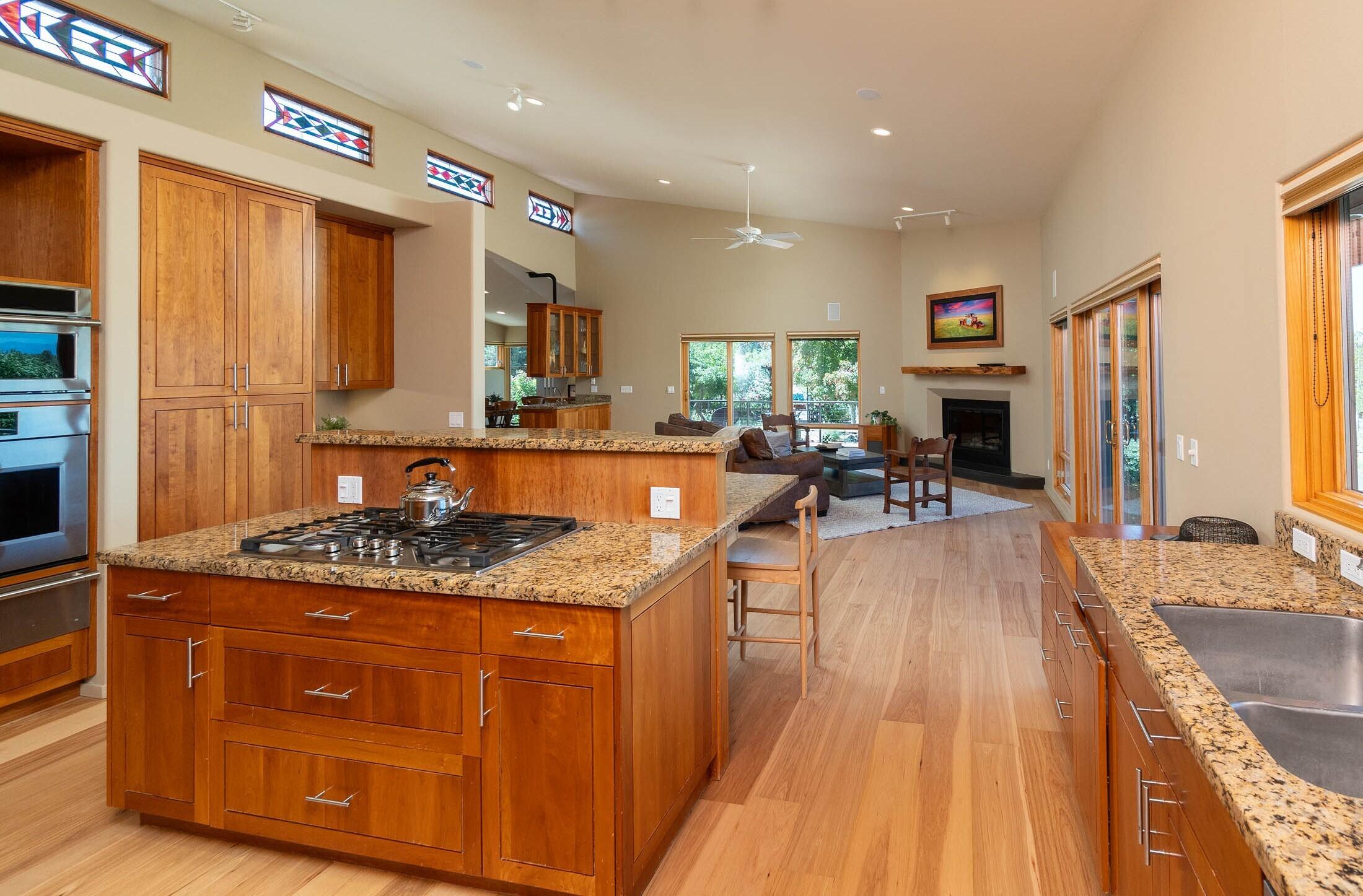 23555 Rickard Road Bend, OR 97702 - Photo 13 of 37 013