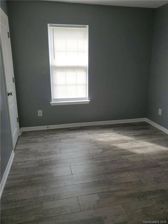 4850 Elizabeth Road Charlotte, NC 28269 - Photo 7 of 10