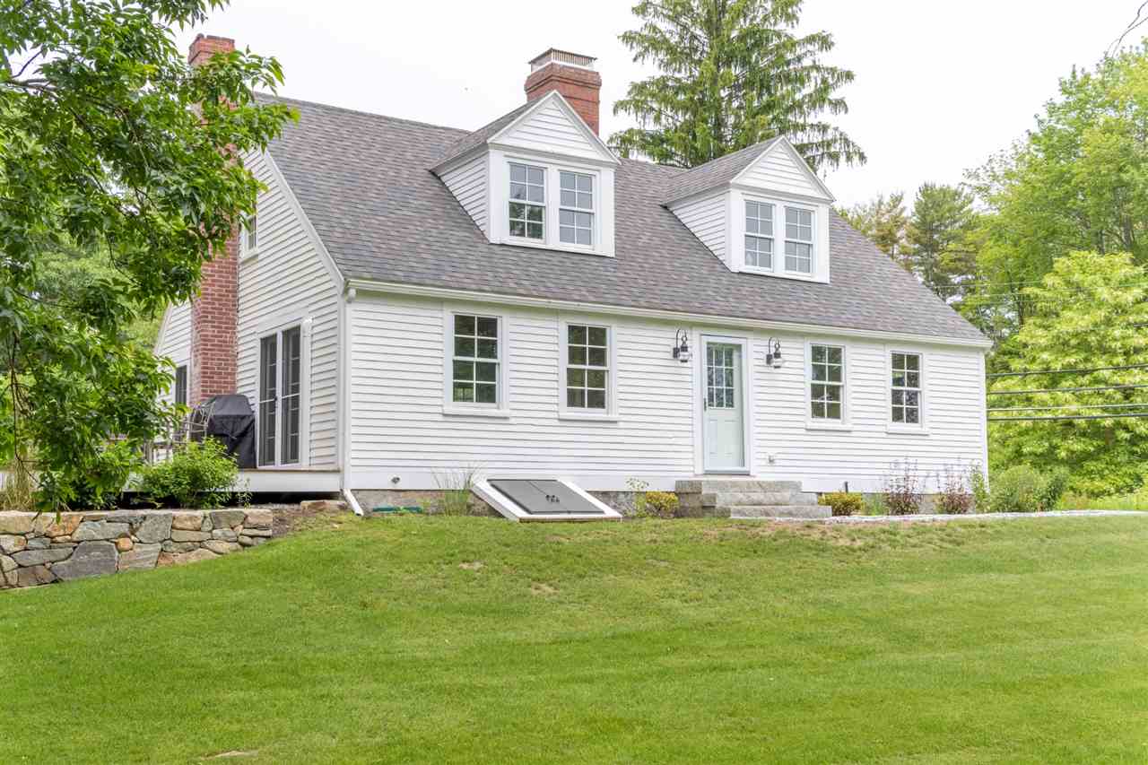 8 Maple Road North Hampton, NH 03862 - Photo 1 of 40