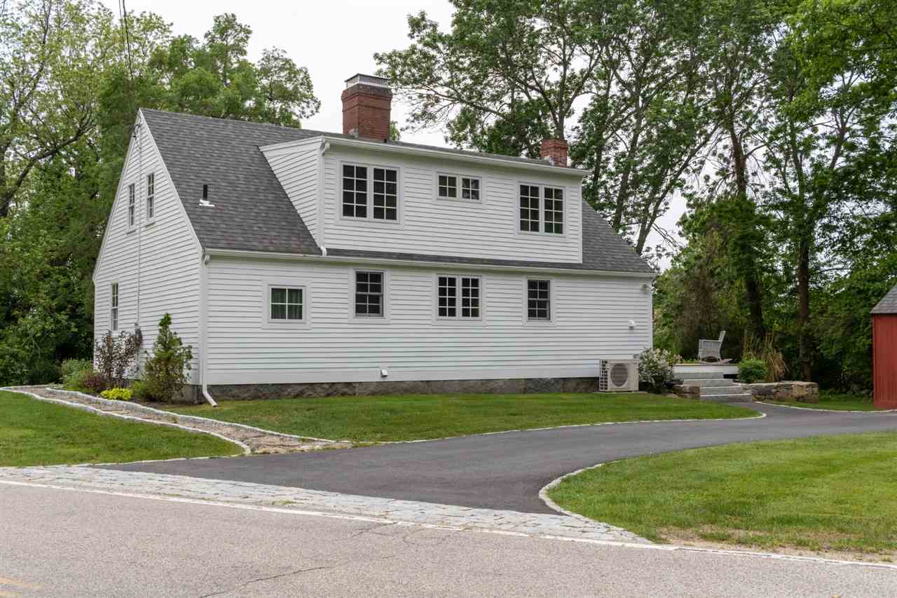8 Maple Road North Hampton, NH 03862 - Photo 2 of 40