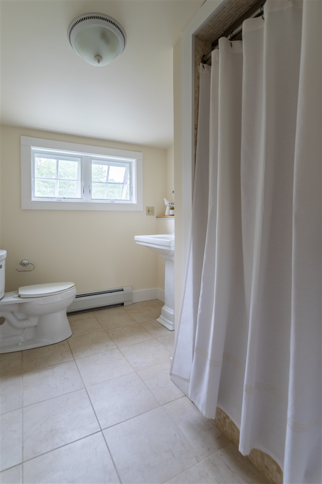 8 Maple Road North Hampton, NH 03862 - Photo 31 of 40