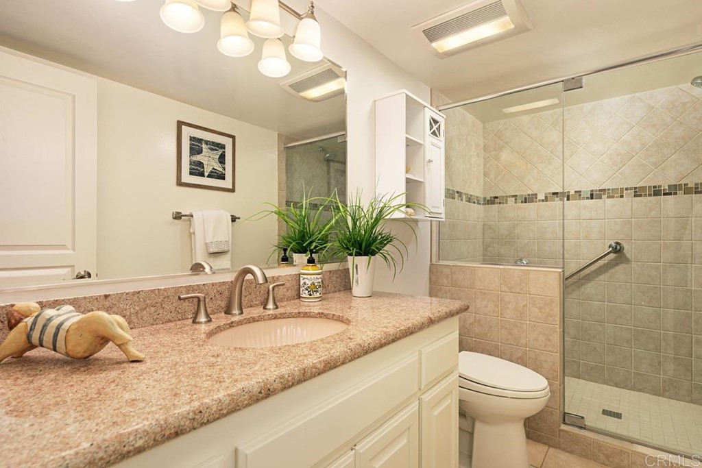 331 Camino De Las Flores Encinitas, CA 92024 - Photo 18 of 42