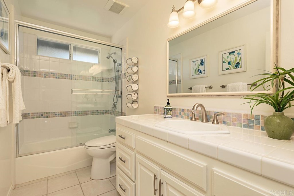 331 Camino De Las Flores Encinitas, CA 92024 - Photo 30 of 42