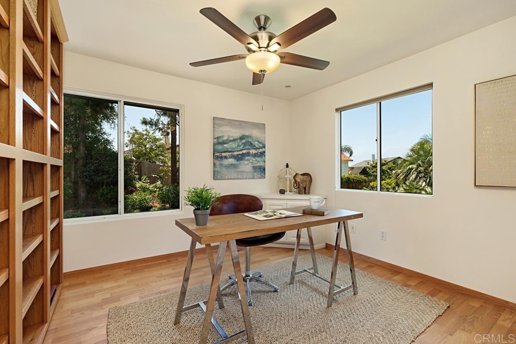 331 Camino De Las Flores Encinitas, CA 92024 - Photo 31 of 42