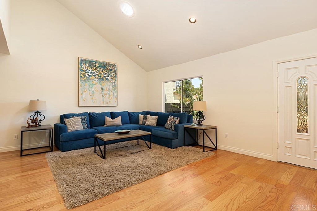 331 Camino De Las Flores Encinitas, CA 92024 - Photo 7 of 42