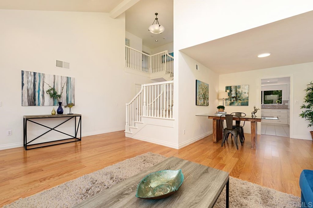 331 Camino De Las Flores Encinitas, CA 92024 - Photo 8 of 42