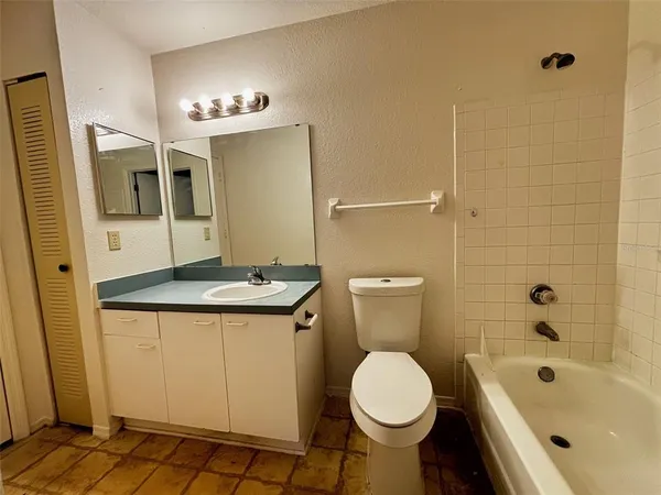 $170,000 | 1615 Columbia Arms Circle, Unit 251, Kissimmee, FL 34741