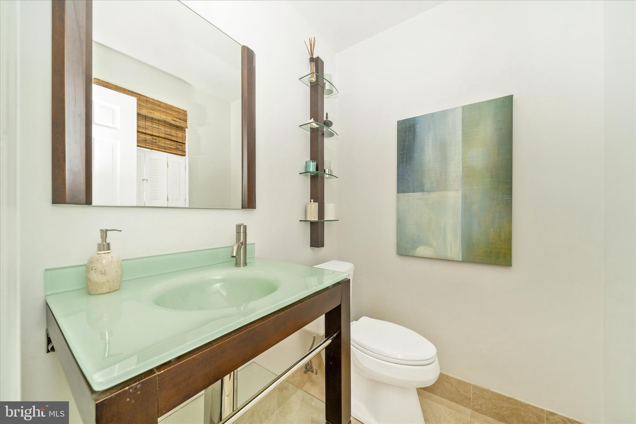 6501 Green Valley Road New Market, MD 21774 - Photo 31 of 55 Powder Room