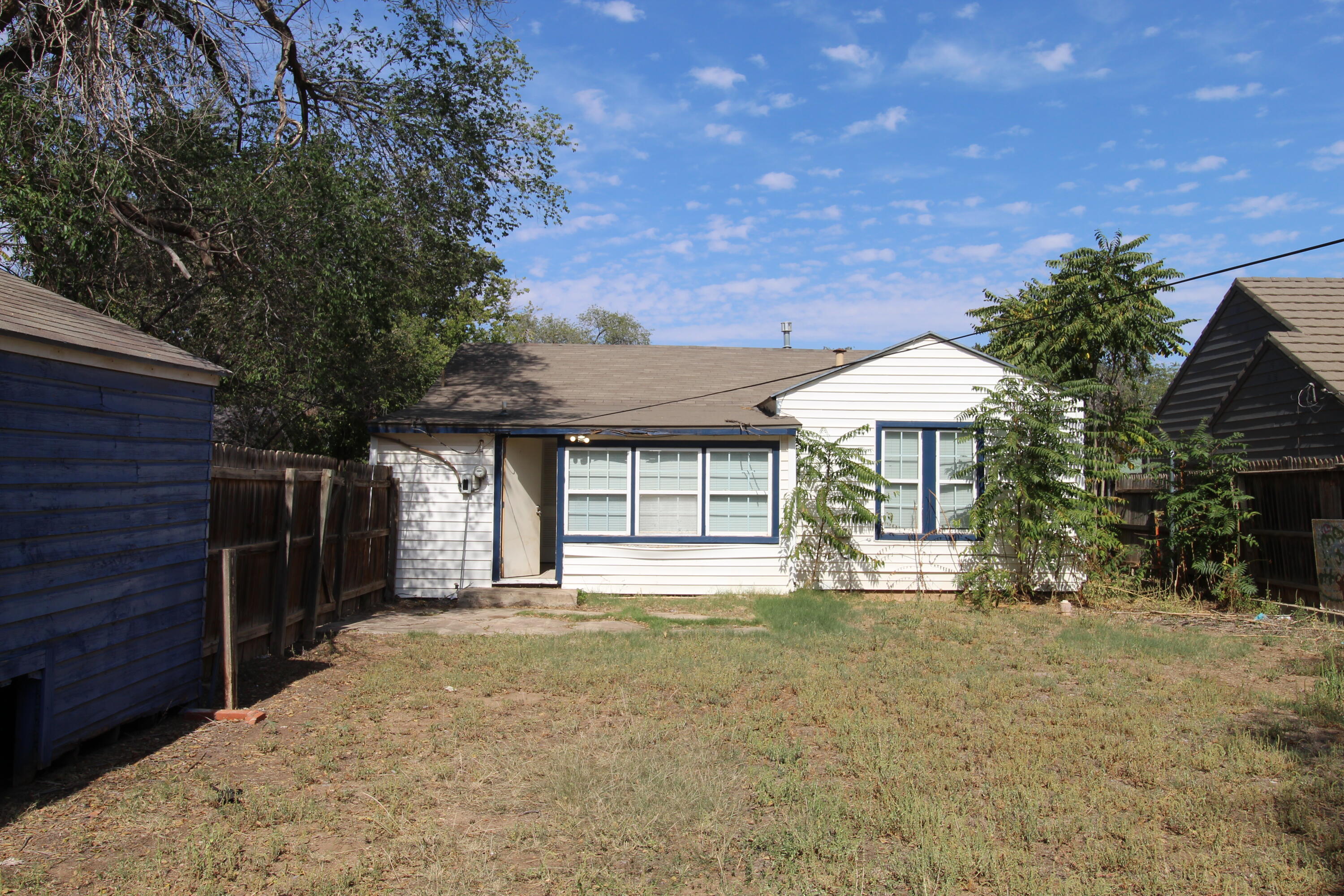 2209 25th Street Lubbock, TX 79411 - Photo 14 of 20 IMG_2401