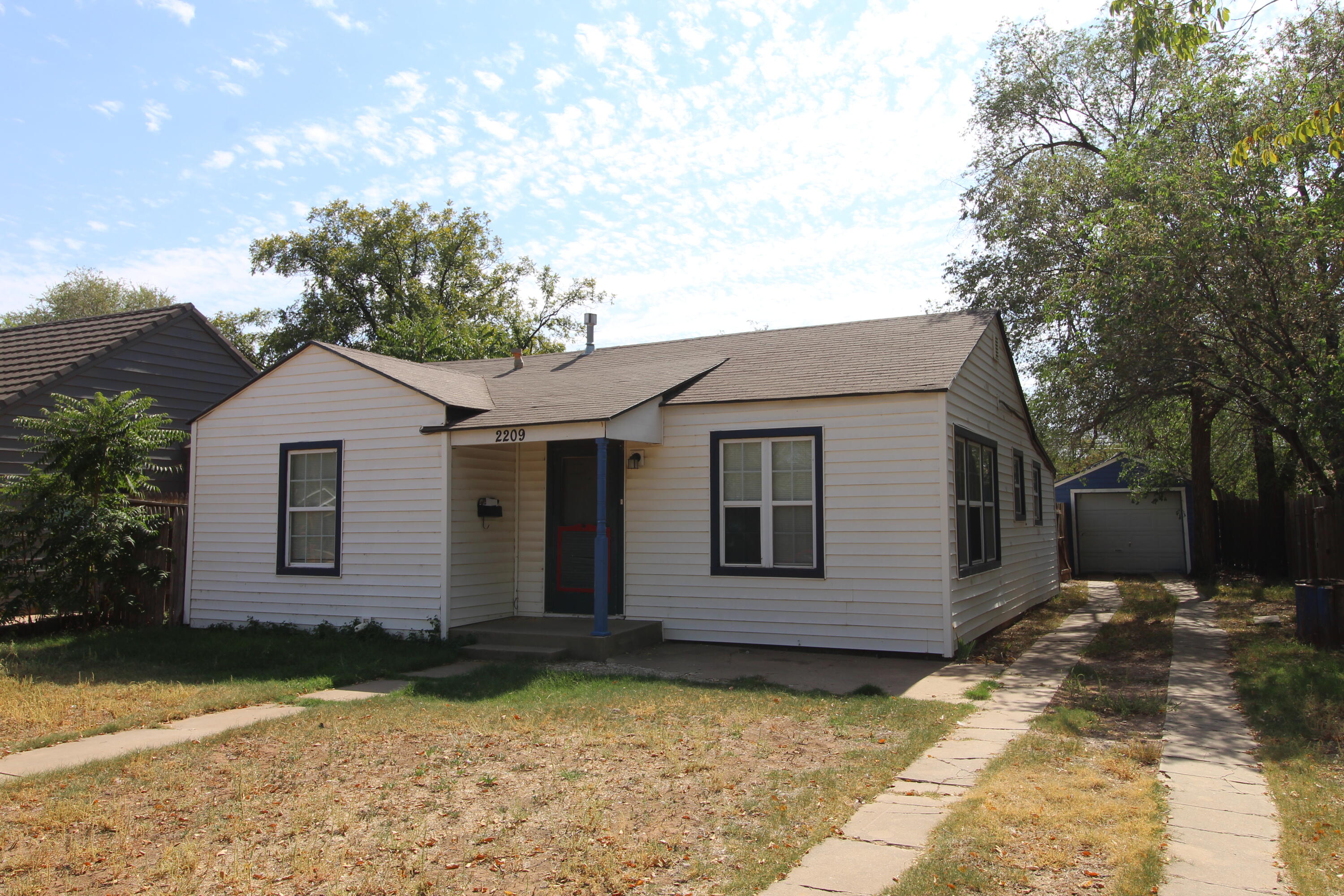 2209 25th Street Lubbock, TX 79411 - Photo 2 of 20 IMG_2388