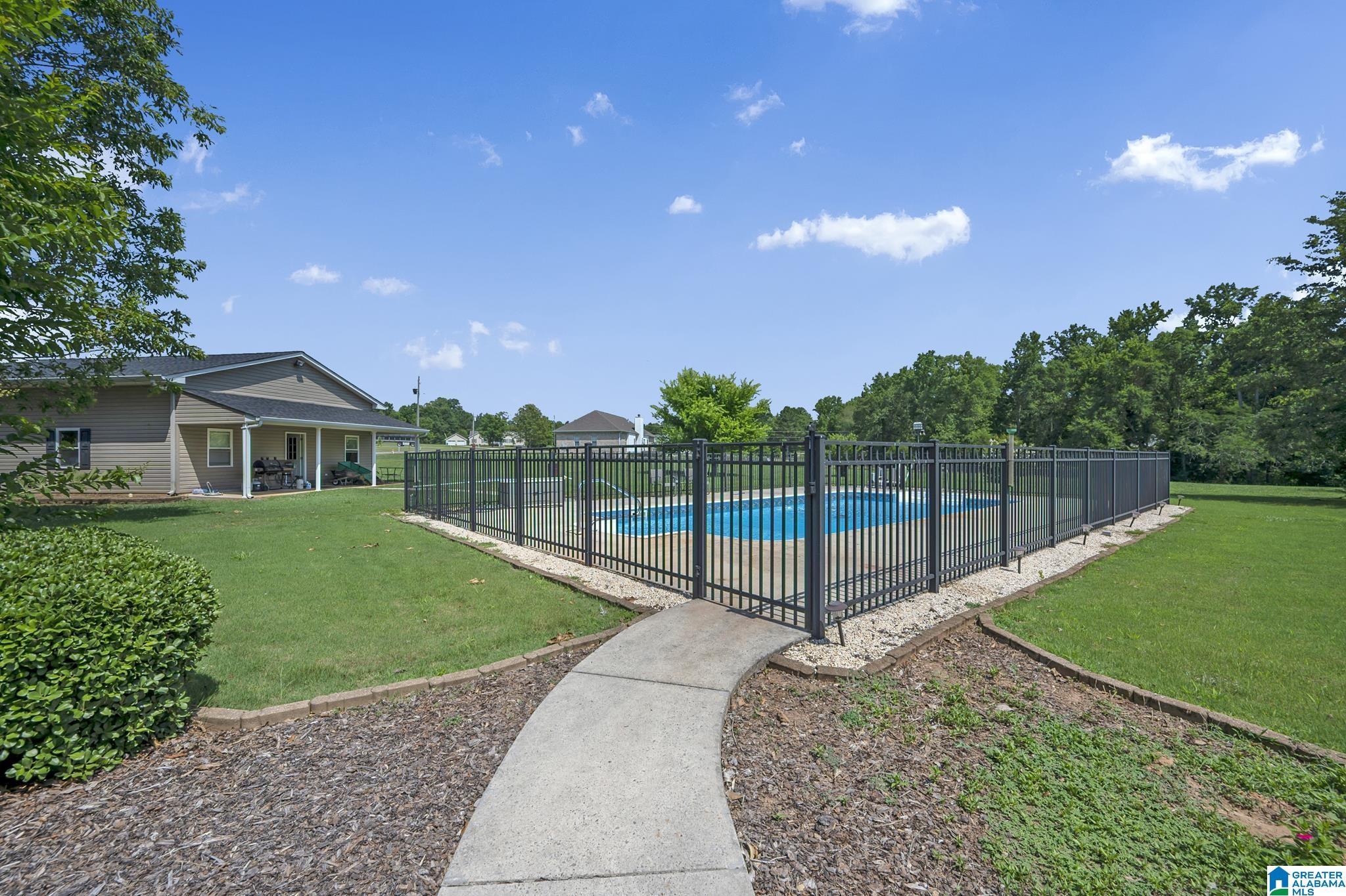 386 Payton Lane Locust Fork, AL 35097 - Photo 9 of 43