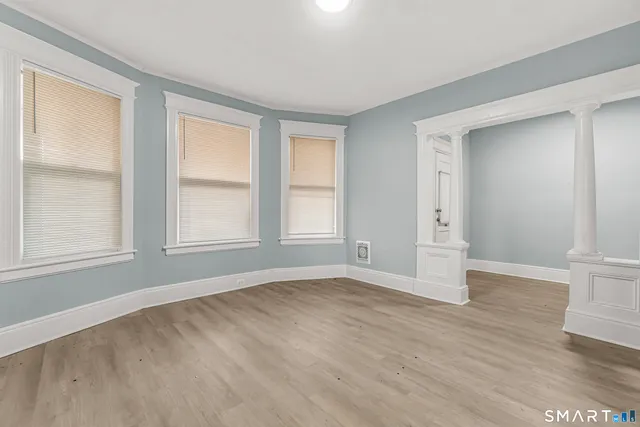 $2,400 | 105 Carleton Avenue, Bridgeport, CT 06604