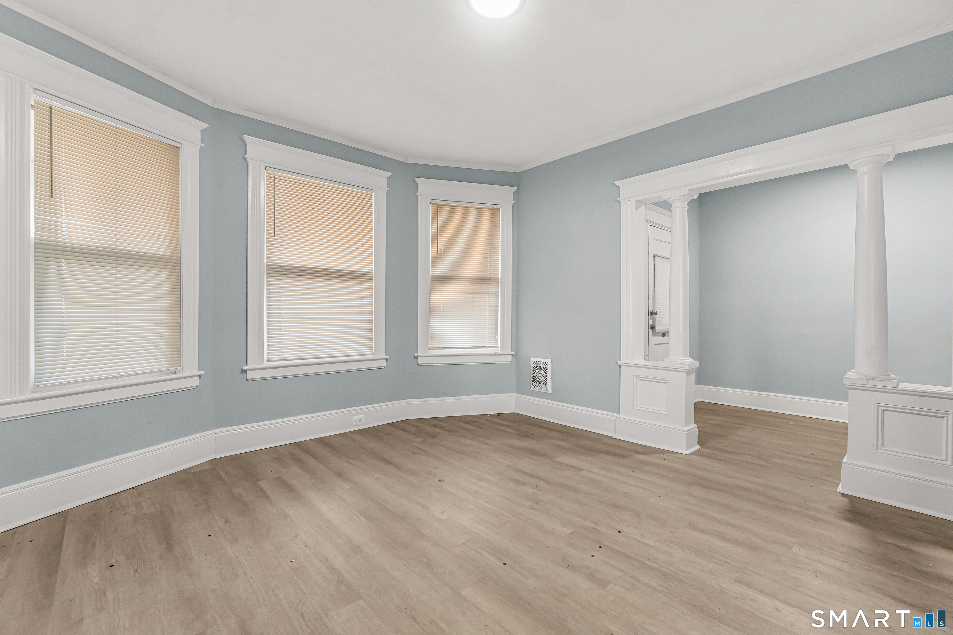 105 Carleton Avenue Bridgeport, CT 06604 - Photo 2 of 26