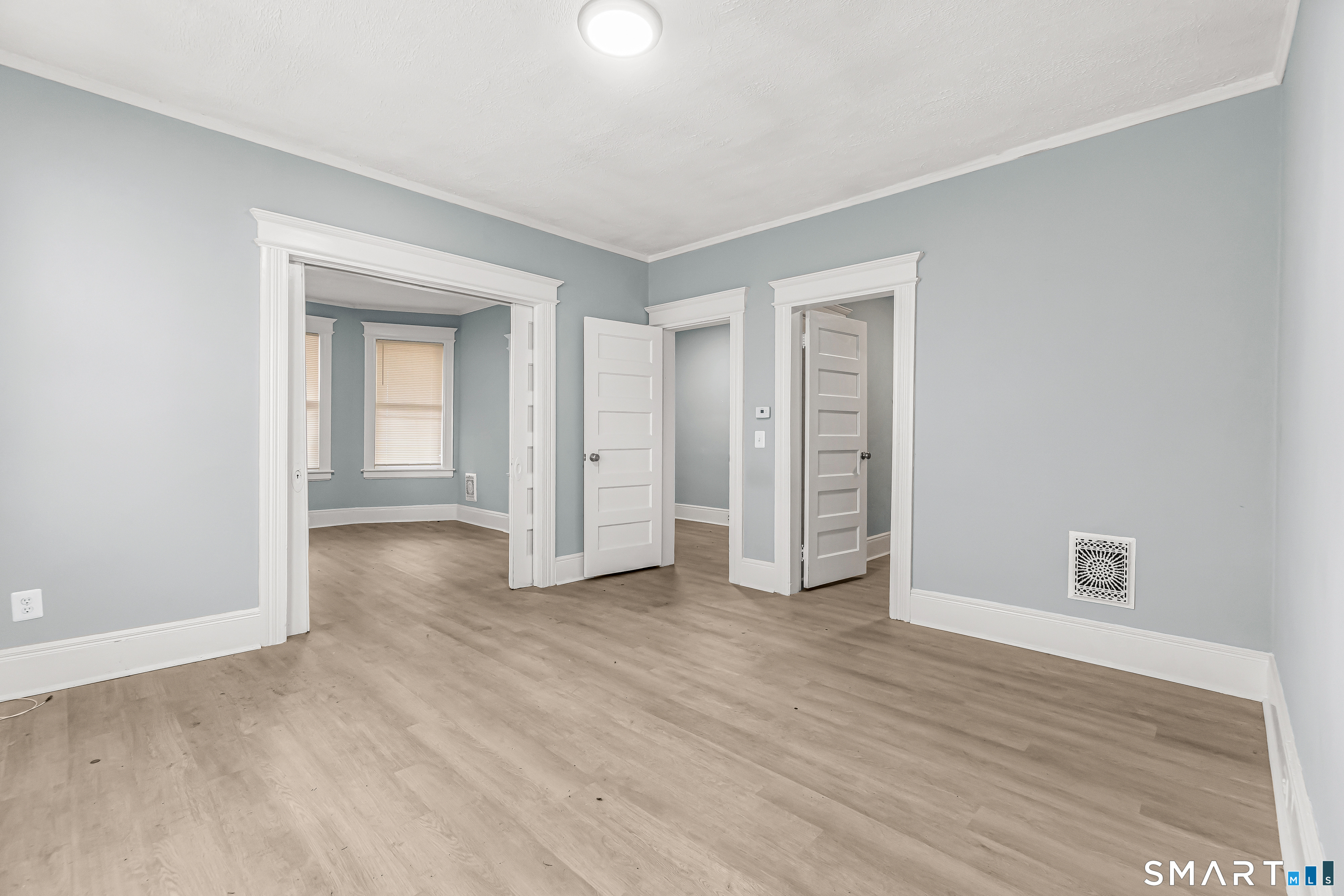 105 Carleton Avenue Bridgeport, CT 06604 - Photo 10 of 26