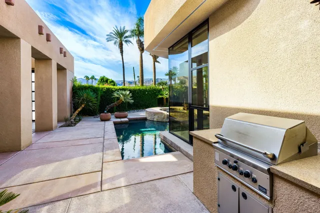 $2,650,000 | 152 Waterford Circle, Rancho Mirage, CA 92270