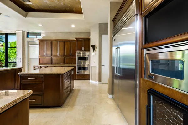 $2,475,000 | 152 Waterford Circle, Rancho Mirage, CA 92270