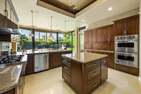 $2,650,000 | 152 Waterford Circle, Rancho Mirage, CA 92270