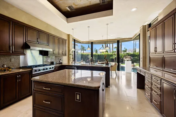 $2,475,000 | 152 Waterford Circle, Rancho Mirage, CA 92270