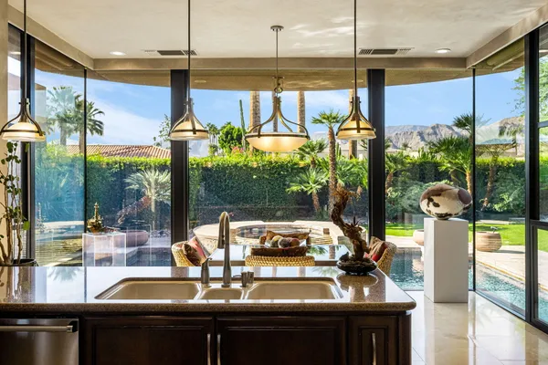 $2,475,000 | 152 Waterford Circle, Rancho Mirage, CA 92270
