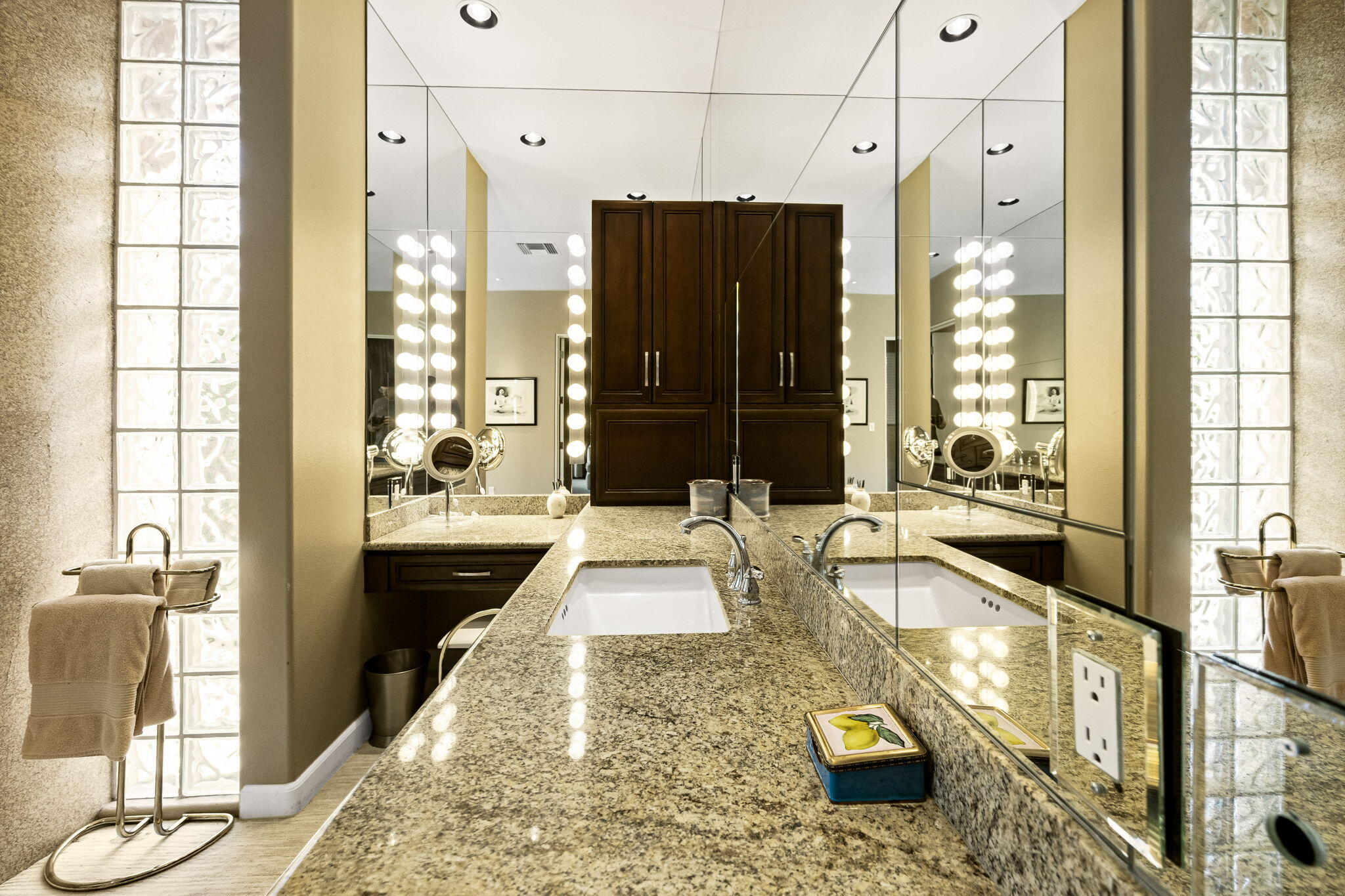 152 Waterford Circle Rancho Mirage, CA 92270 - Photo 46 of 57 48-web-or-mls-SC_152Waterford_OPMG_0925_