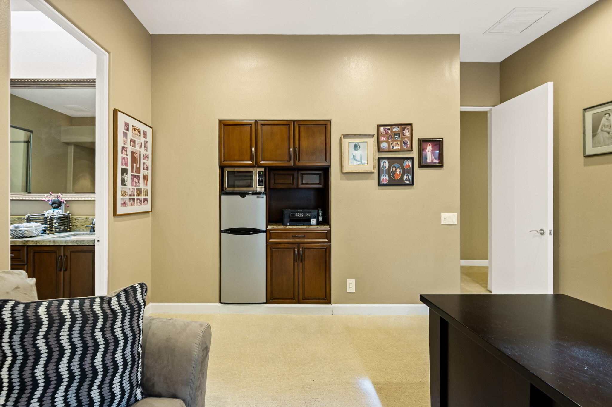 152 Waterford Circle Rancho Mirage, CA 92270 - Photo 51 of 57 54-web-or-mls-SC_152Waterford_OPMG_0925_