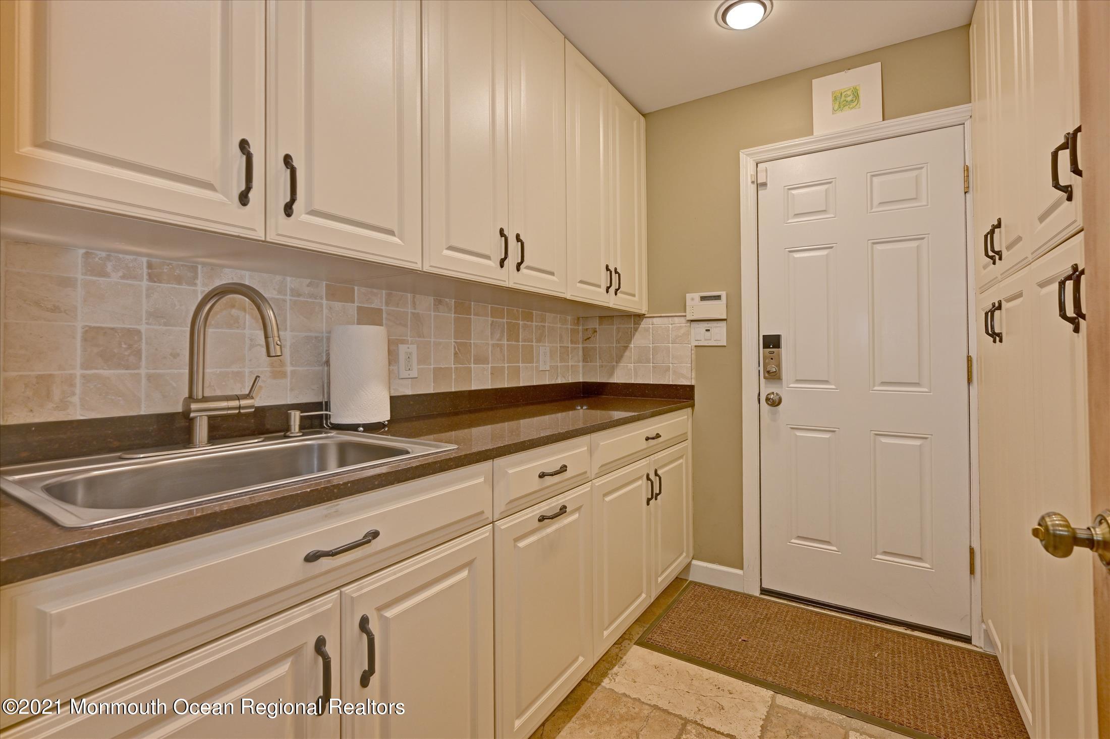 164 Robertsville Road Freehold, NJ 07728 - Photo 13 of 64 Butlers Pantry