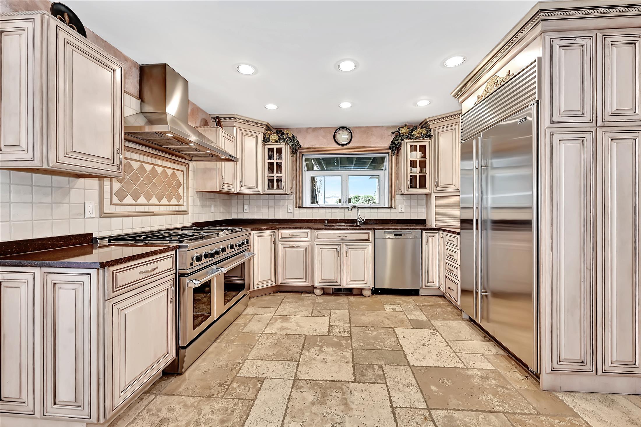 164 Robertsville Road Freehold, NJ 07728 - Photo 14 of 64 Kitchen