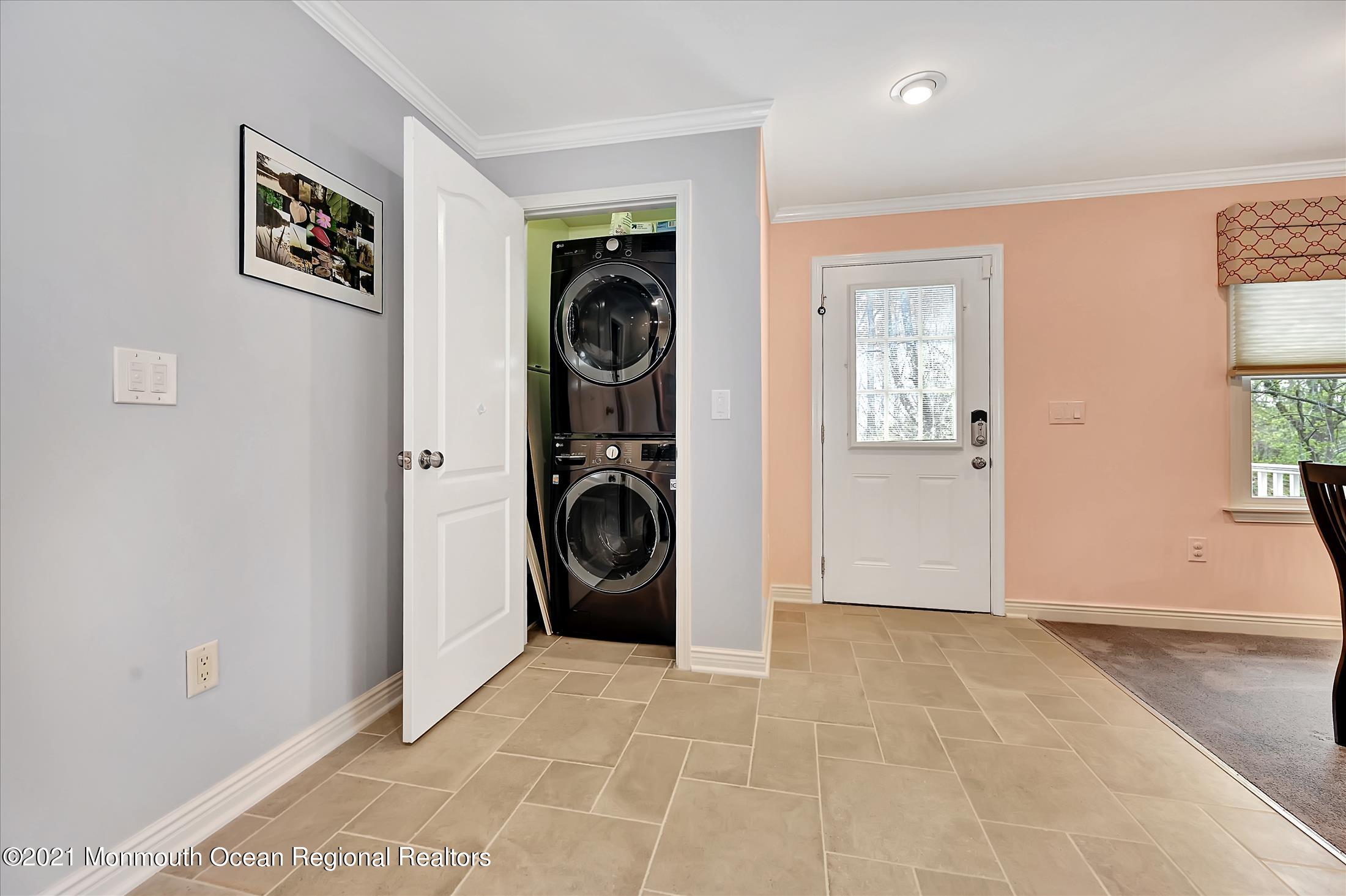 164 Robertsville Road Freehold, NJ 07728 - Photo 36 of 64 In-Law Suite (3)