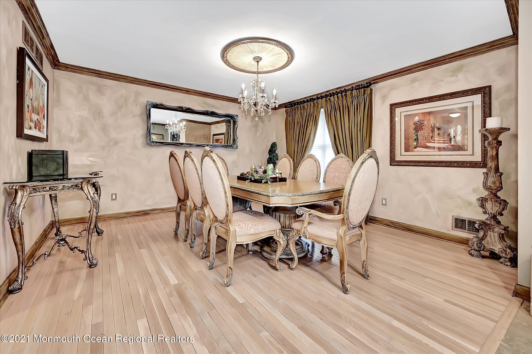 164 Robertsville Road Freehold, NJ 07728 - Photo 8 of 64 Dining