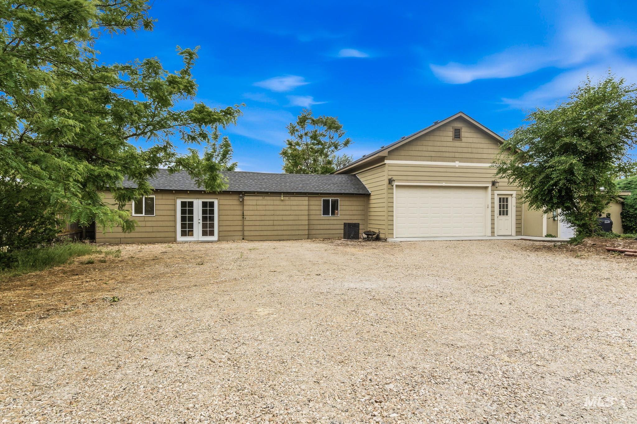 1621 Artesian Road Eagle, ID 83616 - Photo 27 of 50