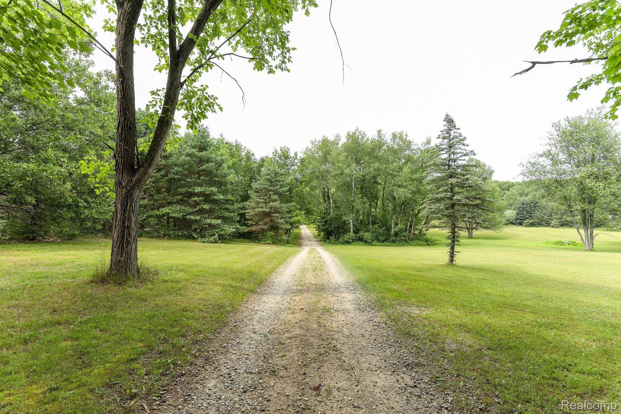 17529 Bowdish Road Gregory, MI 48137 - Photo 57 of 62 17529 Bowdish (62 of 65).jpg