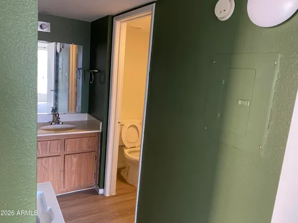 $1 | 2625 East Indian School Road, Unit 226, Phoenix, AZ 85016